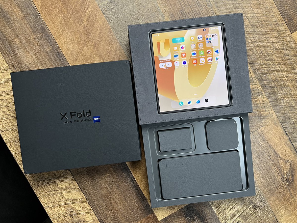 TechnicallyTee tweet media