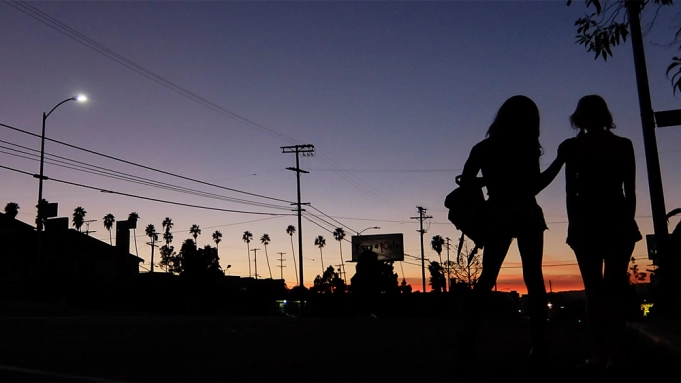 cyruscohen_'s tweet photo. LGBTQ+ films with non-white protagonists &amp; where you can find them online, a 🧵:

Dear Ex (Netflix)
Moonlight (Showtime)
Tangerine (Netflix, Tubi)
Lingua Franca (Netflix, Tubi) https://t.co/WBcU5nDoVQ