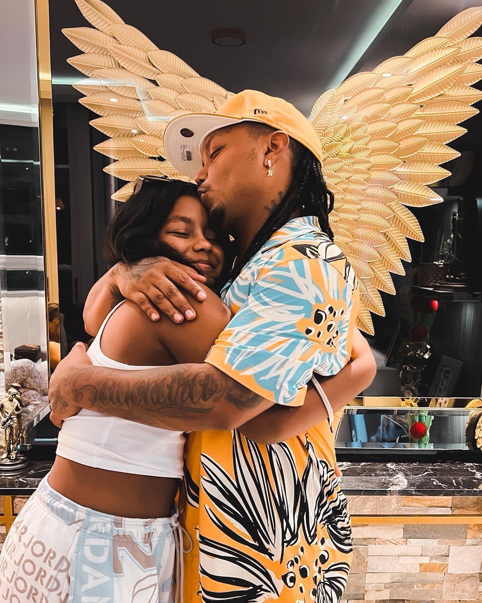 Con la menor de mis hijos siguen siendo 7 🙏🏽