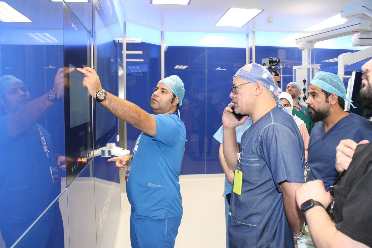 _BaderSultan's tweet photo. With the launch of OLYMPUS #EASYSUITE4K, our next generation operating theater integration solution in Jaber Al Ahmad Hospital, the biggest hospital in Kuwait, OLYMPUS pushes #digitisation in #surgery beyond the boundaries.

#BSBC #Olympus #ES4K #Olympus #GLASS_OT #MEDIK https://t.co/0LG4NWalrR