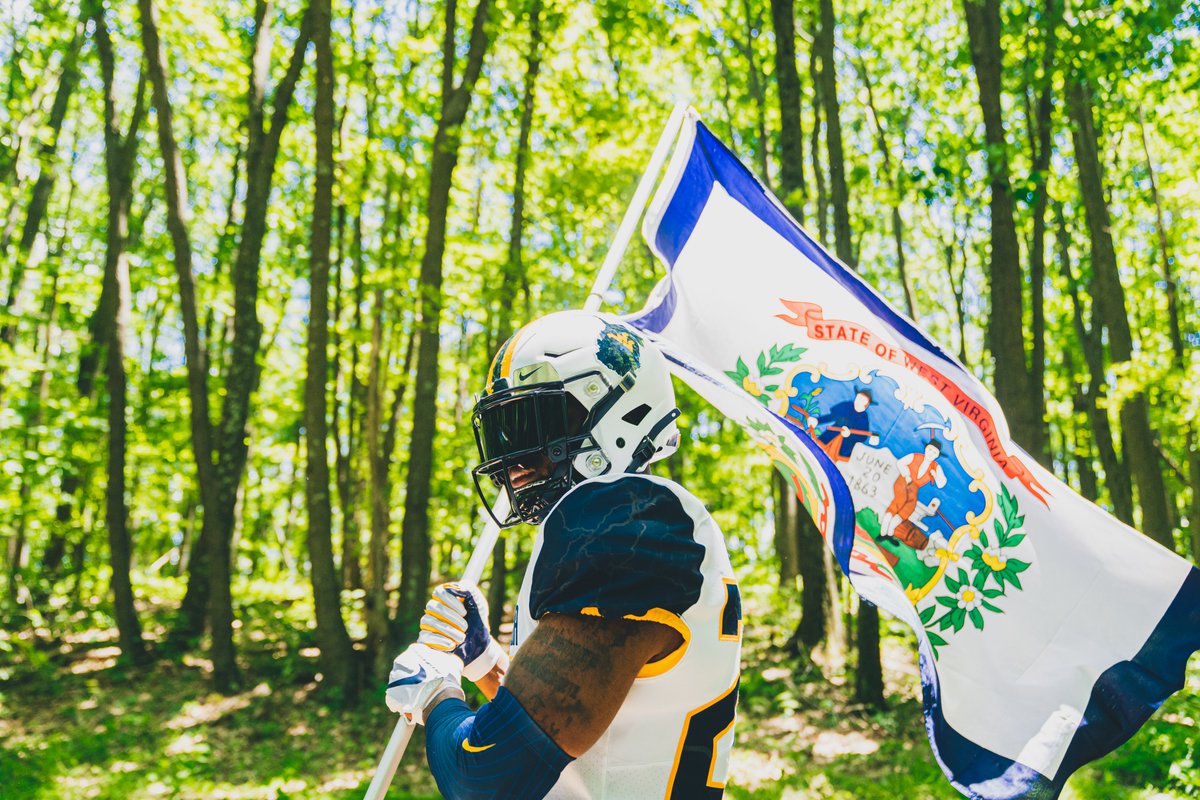 WVUfootball's tweet photo. 𝙉𝙞𝙠𝙚 𝘾𝙤𝙪𝙣𝙩𝙧𝙮 𝙍𝙤𝙖𝙙𝙨 𝙐𝙣𝙞𝙛𝙤𝙧𝙢𝙨

Debuting 9.1.22 in the Backyard Brawl

#HailWV https://t.co/4KsF0HnVrU