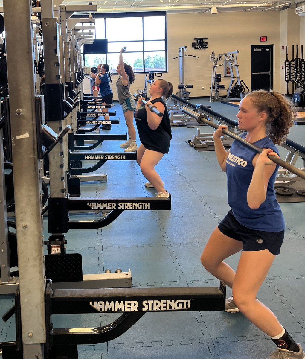 WeboStrength's tweet photo. We saw a lot of great competition and hard work this morning from the girls! #LadyStrength 💪🏋️‍♀️ https://t.co/t0m1j6fs2X