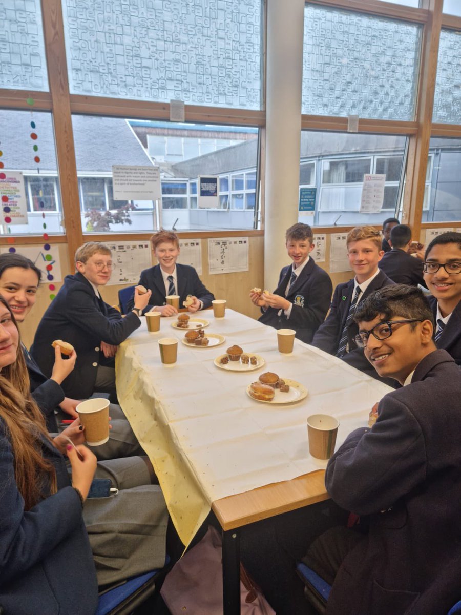 HGS English Department tweet media