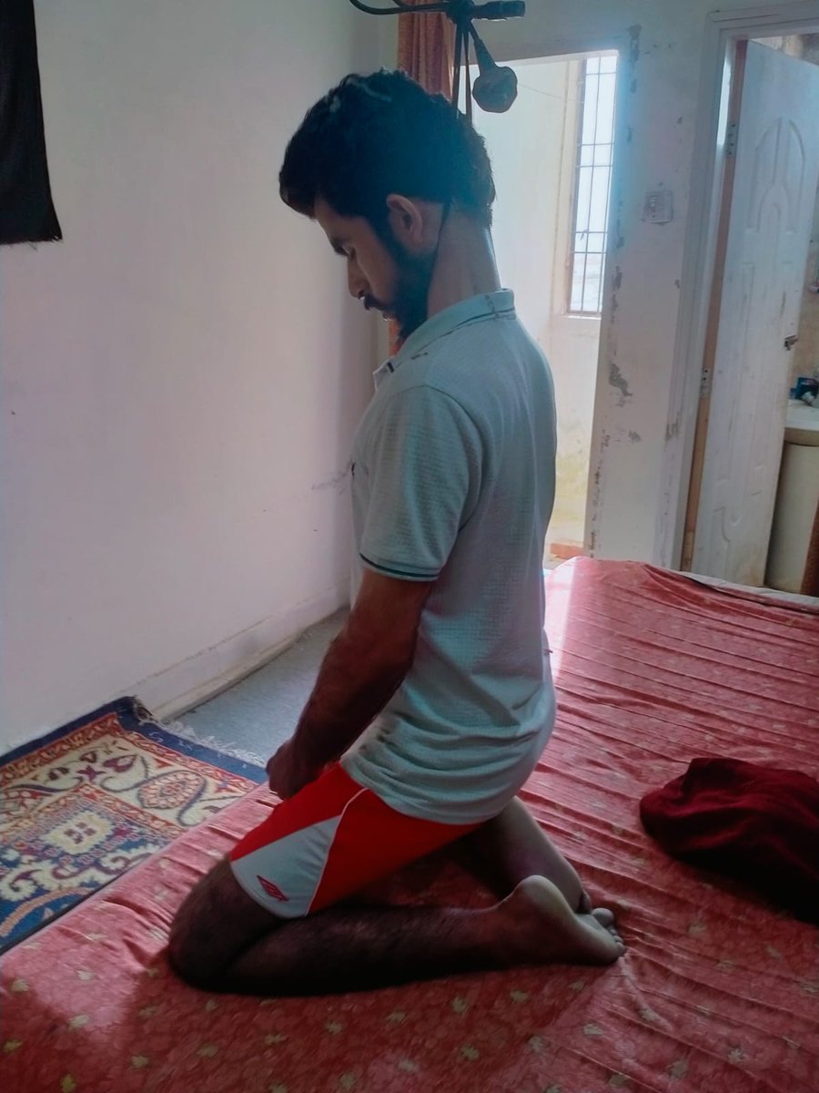 UstadrahiS's tweet photo. سنڌ جا تعليمي ادارا تربيت گاھ نه پر مقتل گاھ بڻجي چڪا آھن اچو ته مڙني مسئلن جو حل ڳوليو
trend on 24 june friday
 ھيش ٽيگ _سنڌ جي تباھي جا ڪارڻ
#JusticeForAshfaqShar https://t.co/qDJUBdI9am
