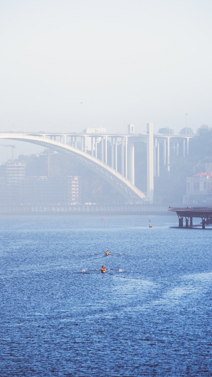 #porto
#douroriver 
#photooftheday 
#streetphotographer