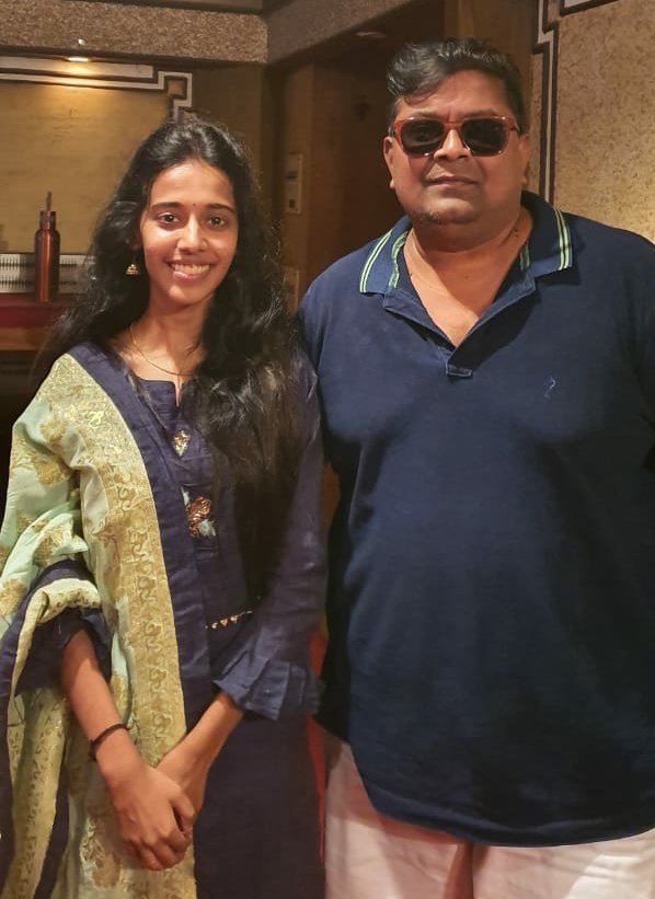 kayaldevaraj's tweet photo. June 21st
Doctor and
#SuperSingerPriyanka BIrthday
#SingerPriyanka #Priyanka
#HappyBirthdaySingerPriyanka
#HBDSingerPriyanka
@gvprakash @DirectorMysskin https://t.co/sVktDItHiO
