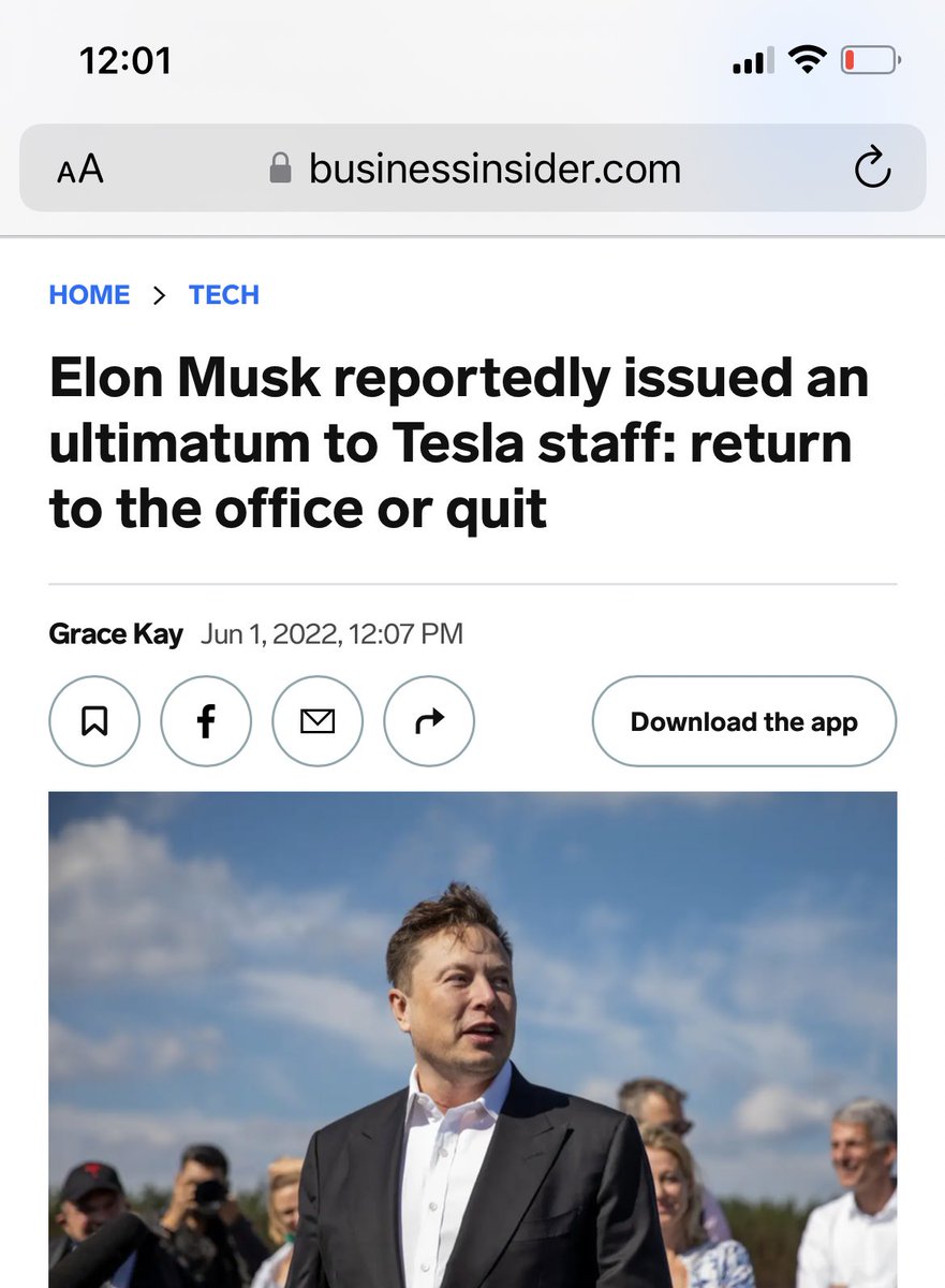 kenklippenstein's tweet image. When your workers are unionizing vs. when they aren’t