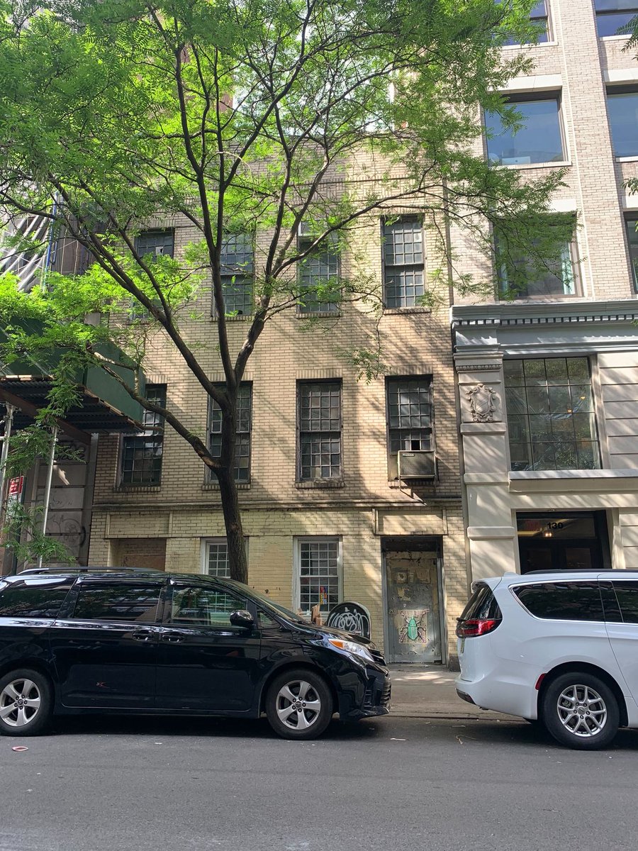 AllOfItWNYC's tweet photo. Today: @ekwashington talks about a post-Civil War school for Black children.
PLUS:
- Black Landmarks w/ @kamauware
- @nypl's @ShaunteeBS on Juneteenth Reading ๐
- @GayleCaleb on Black Creek history
-@africooks on @mofad's #MakingtheNationsTable ๐ฅ
Live at noon on
@WNYC https://t.co/MHhuhP9wKQ