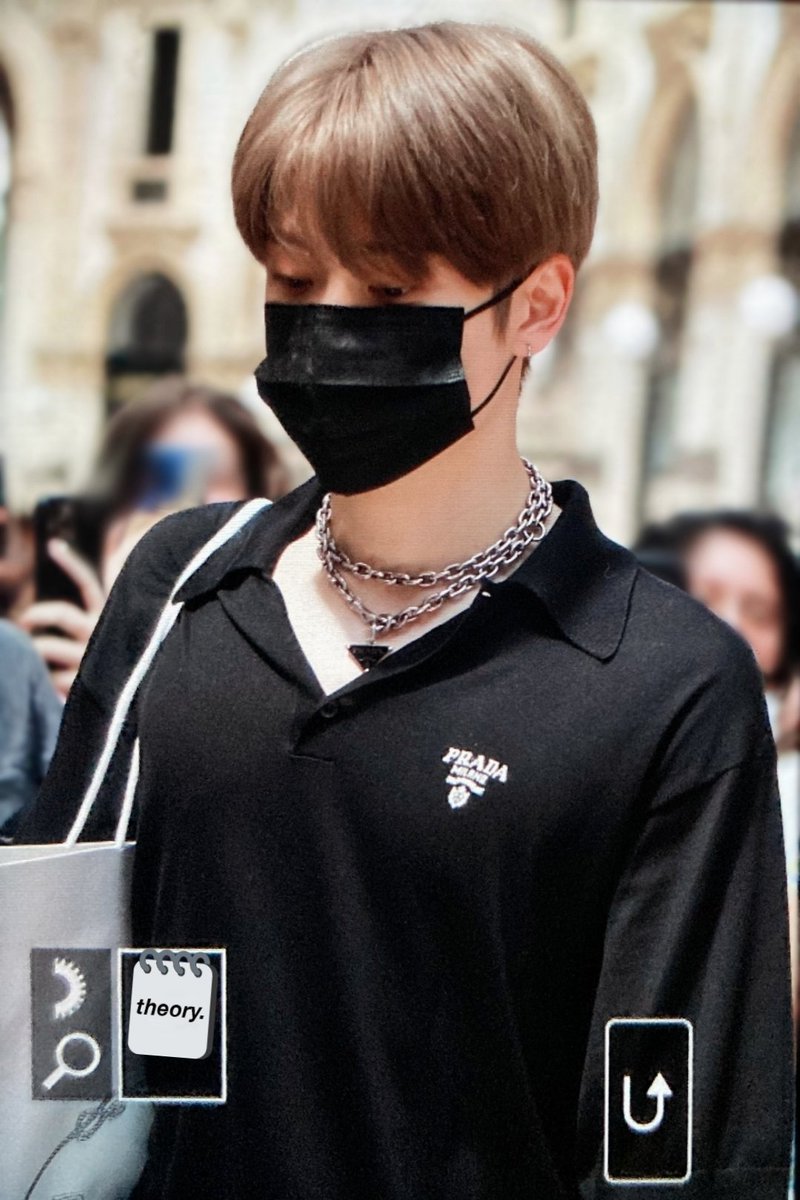 220620

#재현
#JAEHYUN 
#JAEHYUNxPRADA