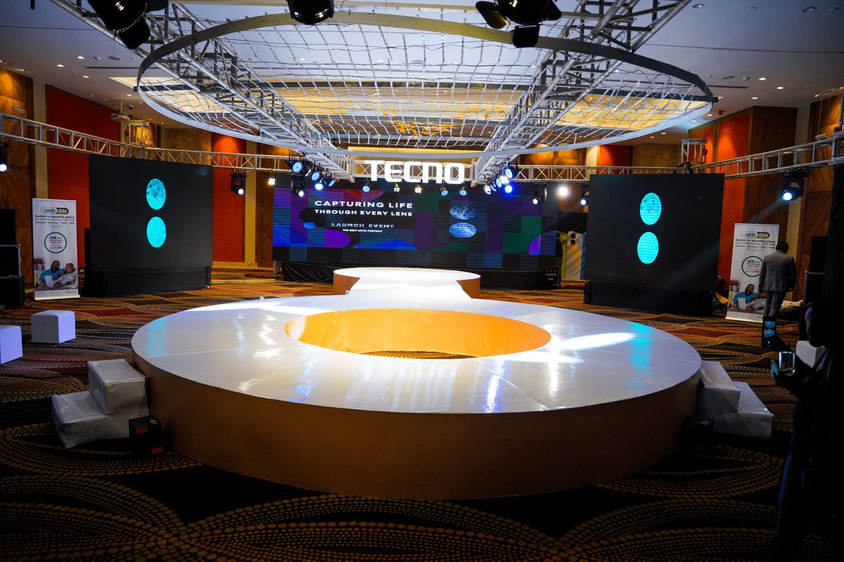 TECNOMobile254's tweet photo. It's said that you only have one chance to make a good first
impression. Setting the stage for the reveal of the #TECNOPortraitsMaster. Mko
tayari? 

#NextLevelPortrait   #TECNOCameraMasters   #CAMON19KeLaunch   #9and19 https://t.co/OvOYv4Coea