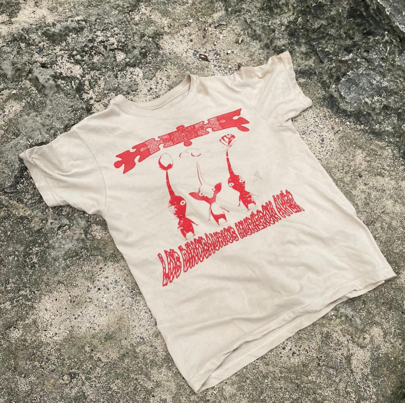 soundboardlite's tweet photo. Lleve su camiseta nuevecita de Los dinosaurios @murieronayer 
El estren post electoral
Viva Sabroso https://t.co/rcMmS0RyRT