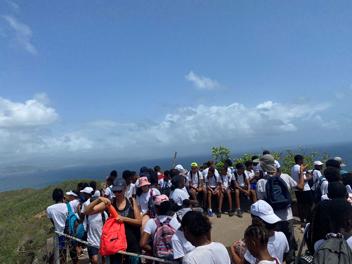 College Edouard GLISSANT tweet media