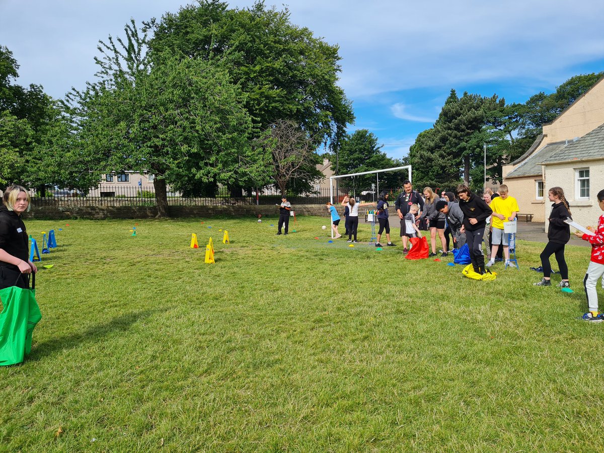 MissStevenSPS's tweet photo. Sports day fun! https://t.co/QrkODT4v4c