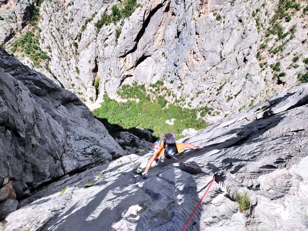 KrunoslavU's tweet photo. Camping in #Paklenica is the best. If @zeldamarylin invites you, don't miss it :). https://t.co/TkvFkqZ9AT