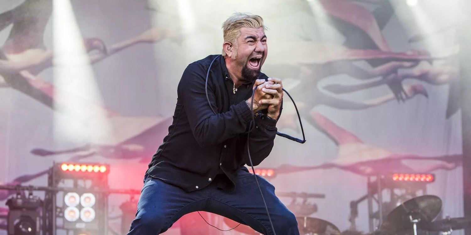 Happy Birthday Chino Moreno.

Deftones    