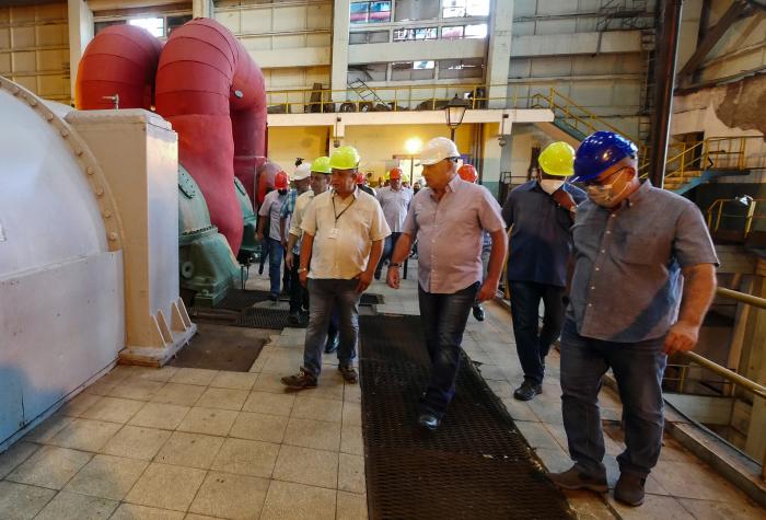 Iniciamos otra semana de trabajo, en la que seguirá siendo prioridad la atención a la situación electroenergética, las transformaciones en los barrios y evaluaremos los resultados de las visitas integrales del CCPCC a #Guantánamo y #SantiagodeCuba. #Cuba #ParaCubaTrabajamos
