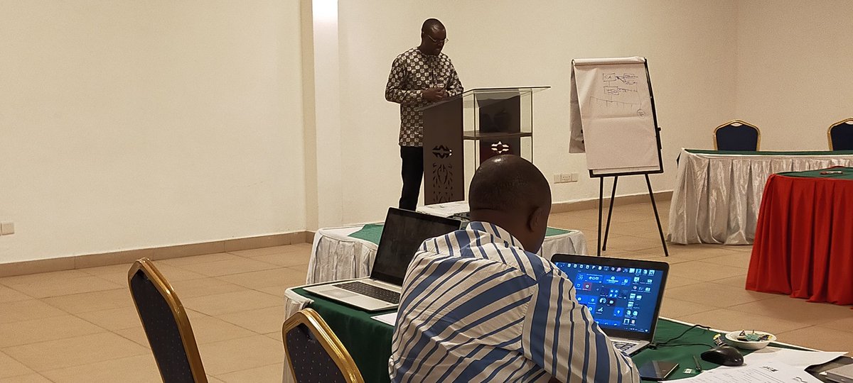 OAG_Kenya's tweet photo. Improving Oversight at the County level: Besides building the capacity of Clerks at the devolved units, OAG in partnership with @giz_gmbh are developing a handbook to guide the operations of the Counties Public Accounts and Investments Committees.
#EnhancingAccountability https://t.co/nLjnKjX8Zy