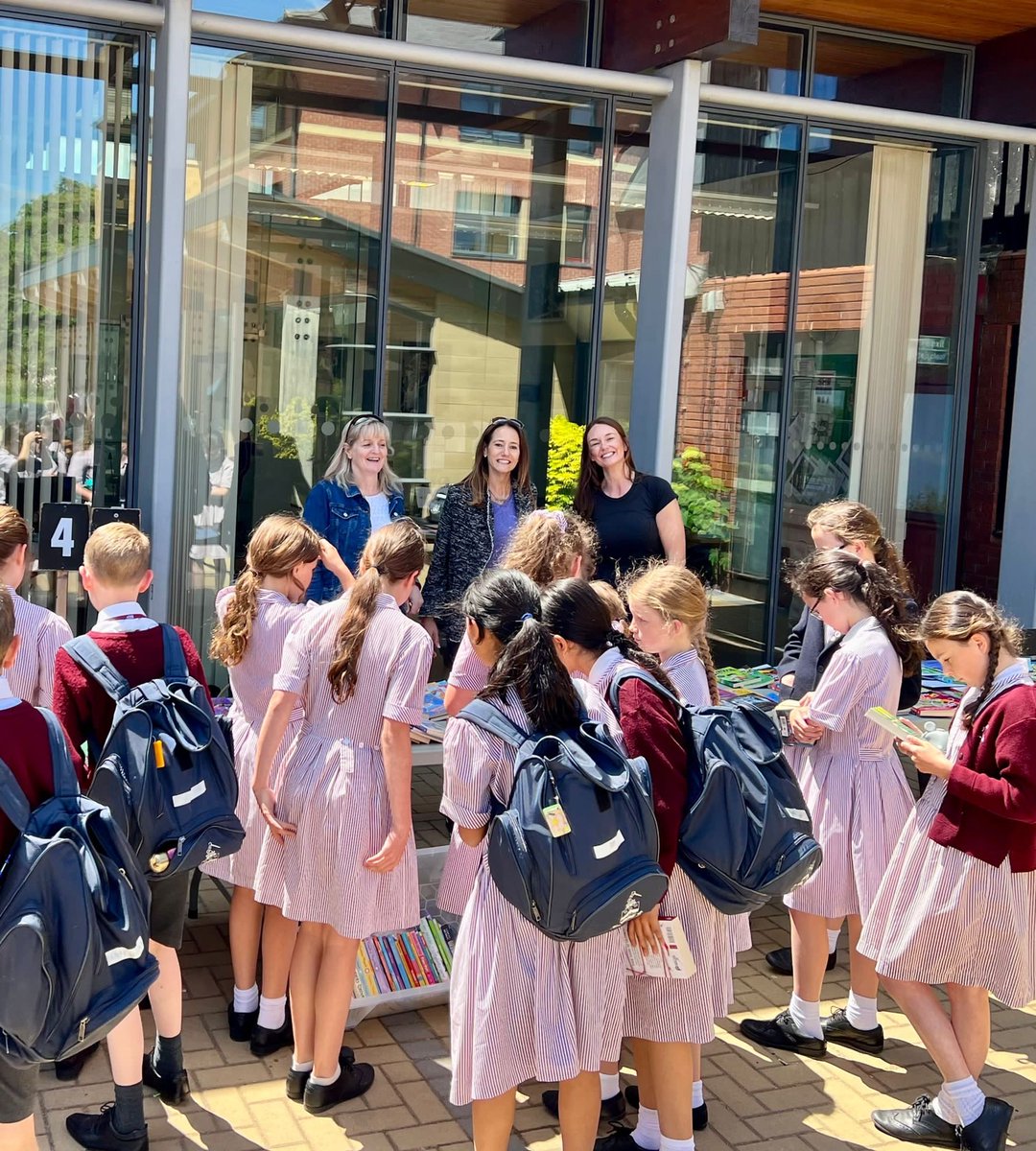 BromsPrep's tweet photo. Thank you to everyone who came to buy their summer read at the Prep PA book sale today. We hope you enjoy your books. #BromsPA #BromsPrepPA #BookSale #SummerReading https://t.co/aqwTmaBLhk