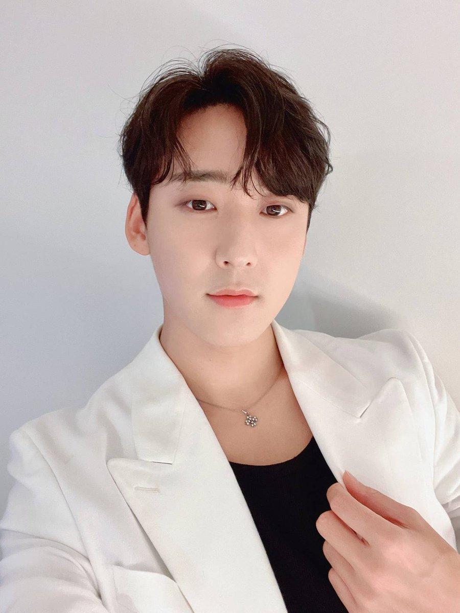 Kkorepo's tweet photo. 「インタビュー」「2年ぶりにお会いできて初公演で涙」元U-KISSの #KEVIN 来日イベント「KEVIN'S COMEBACK LIVE in JAPAN 2022 "TIME"」東京にて開催中！インタビューが到着！ #ケビンス https://t.co/PJqKffw2kD https://t.co/f7xreeWdPf