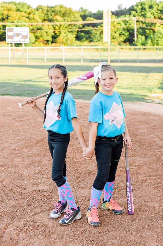 AlexStone2007's tweet photo. Summer Pride, strength and agility today!! Back at it with @AlyssaHuynh22. Where it started (about 6 months into our softball journey). We should up date this lol.
#SGP #freshmans https://t.co/fs6cK34AmF