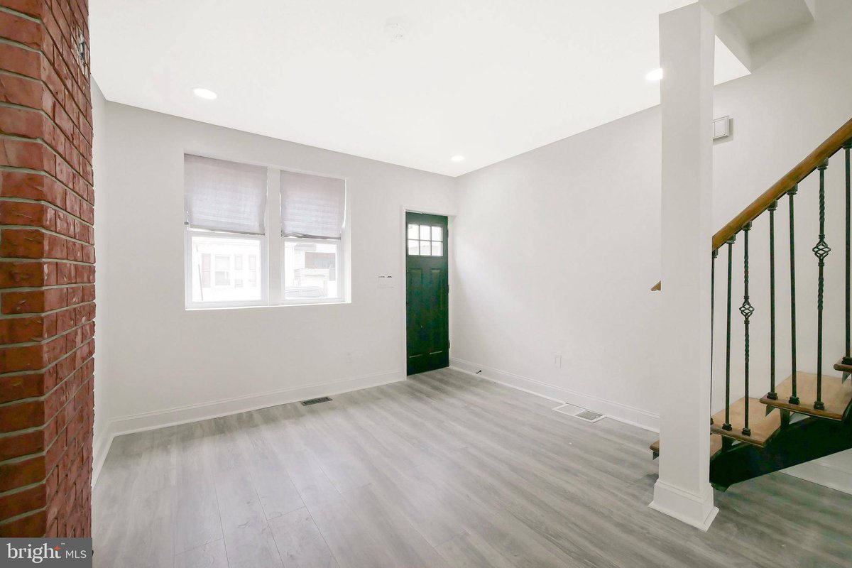 HarnerGroup's tweet image. 713 MOYER ST, Philadelphia, PA 19125 is now pending.
See this listing and more on my website: jamesharnergrouprealty.com/d8r12flu