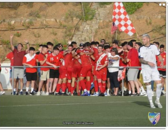 Final a una larga pero bonita temporada! Objetivo cumplido✅ <a href="/CDCasabermeja/">CD Casabermeja</a>