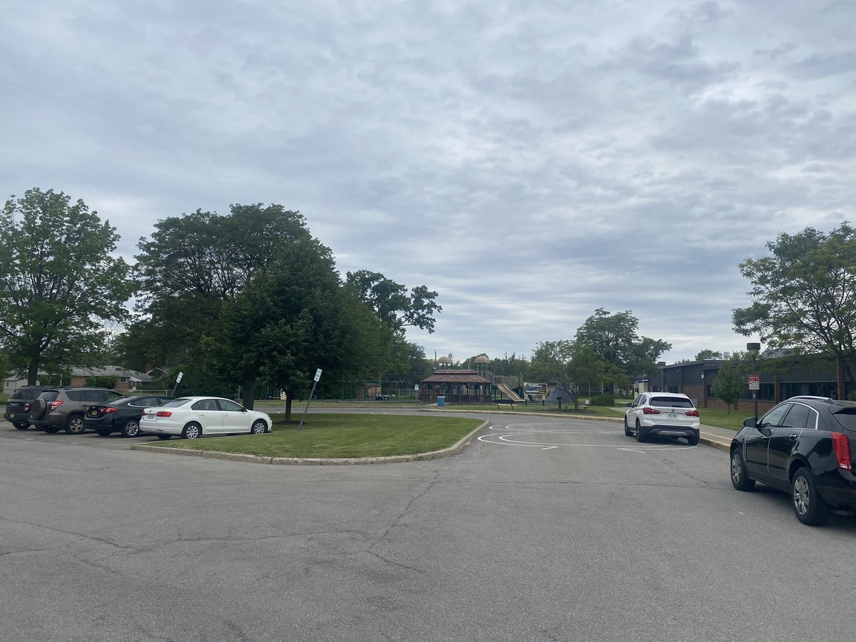 You want to shape kids first year of schooling into an amazing experience, just give them a Champion like the 5 Kinder teachers we have. These dedicated professionals spent their day off getting ready to celebrate our students. <a href="/MissTaboni/">Miss. Taboni</a> <a href="/MissVanGorden/">Brooke VanGorden</a> @pfeifmal <a href="/shelles10041/">Michelle Schmitt</a>