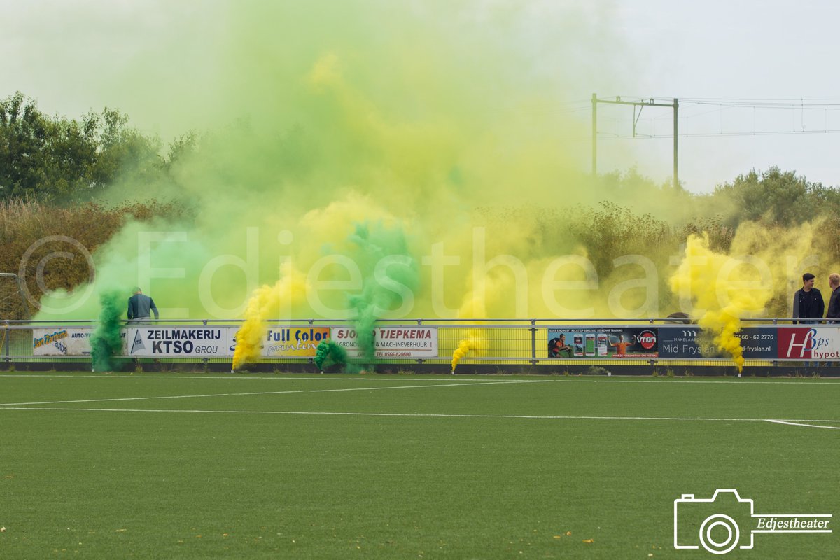 Edjestheater's tweet photo. Het fotoverslag van de nacompetitiewedstrijd @svclsc1890 - @vv_FVC staat online...:
https://t.co/QhXwNCiL9D
#Grou #GAVC #LSC #LSC1890 #FVC #Nacompetitie #Canon #Sportfotografie https://t.co/sJaM08y3B9
