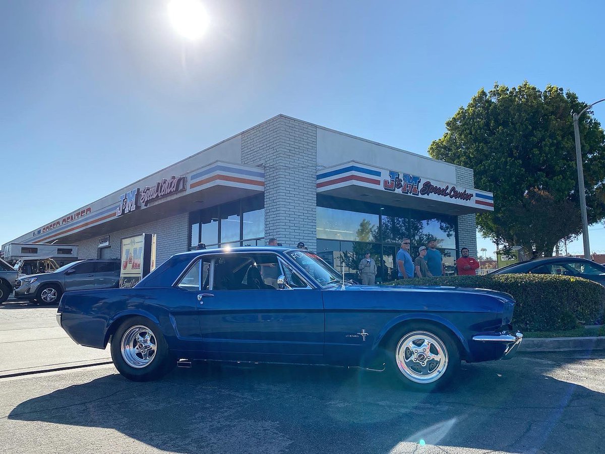 J & M Speed Center tweet media