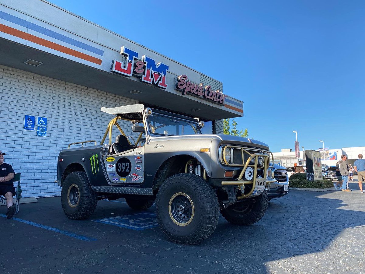 J & M Speed Center tweet media