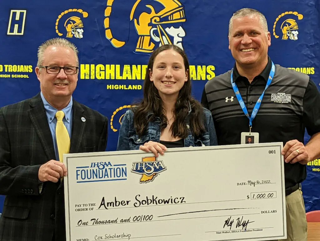 IHSAAFoundation's tweet photo. Say congrats to Highland’s Amber Sobkowicz for earning the Bobby and Kathy Cox Post-Secondary Scholarship for her leadership in cross county and track &amp; field. In addition to holding 8 varsity letters, she’s in the Highland Orchestra and co-founder of the Sustainability Club. https://t.co/28nPnJz0TN