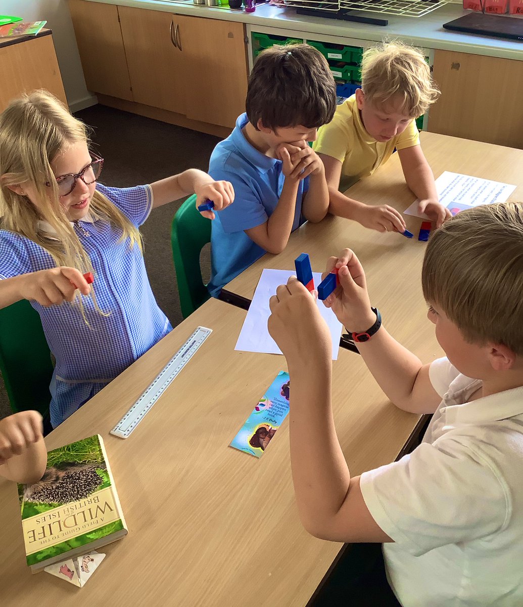 MissBowenGreen1's tweet photo. 3A have been exploring the behaviour of magnets in our science learning 🧲 We moved around the classroom to different stations, investigating magnets and their poles #bsjscience @BramleyJunior https://t.co/gmIaq3QndW