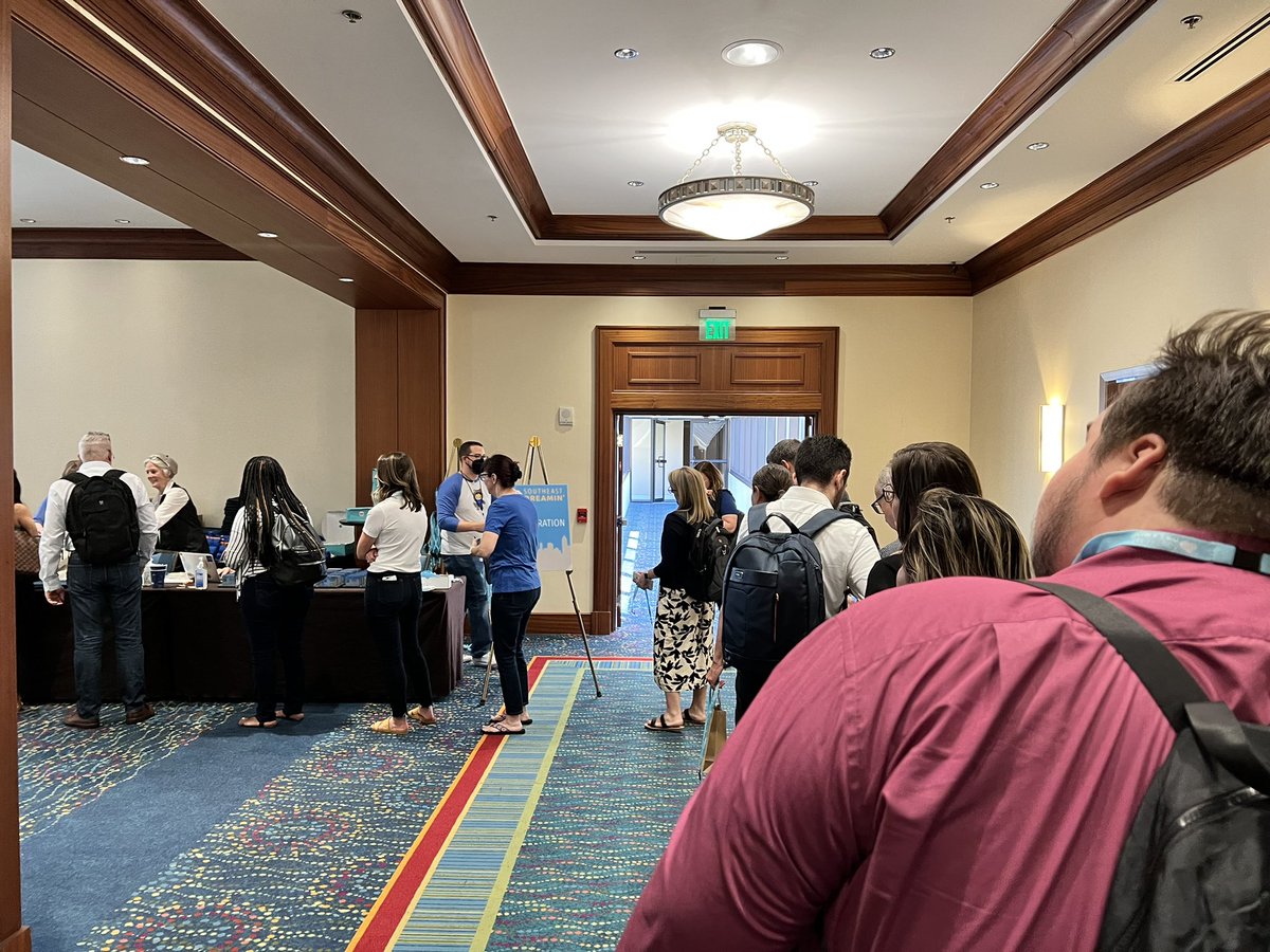 jitendrazaa's tweet photo. Who else would I see today in #SED22 ? Super excited for 5th Dreamin event in #Atlanta . excellent planning and huge effort by organizers ❤️ https://t.co/HTpz4FX83R