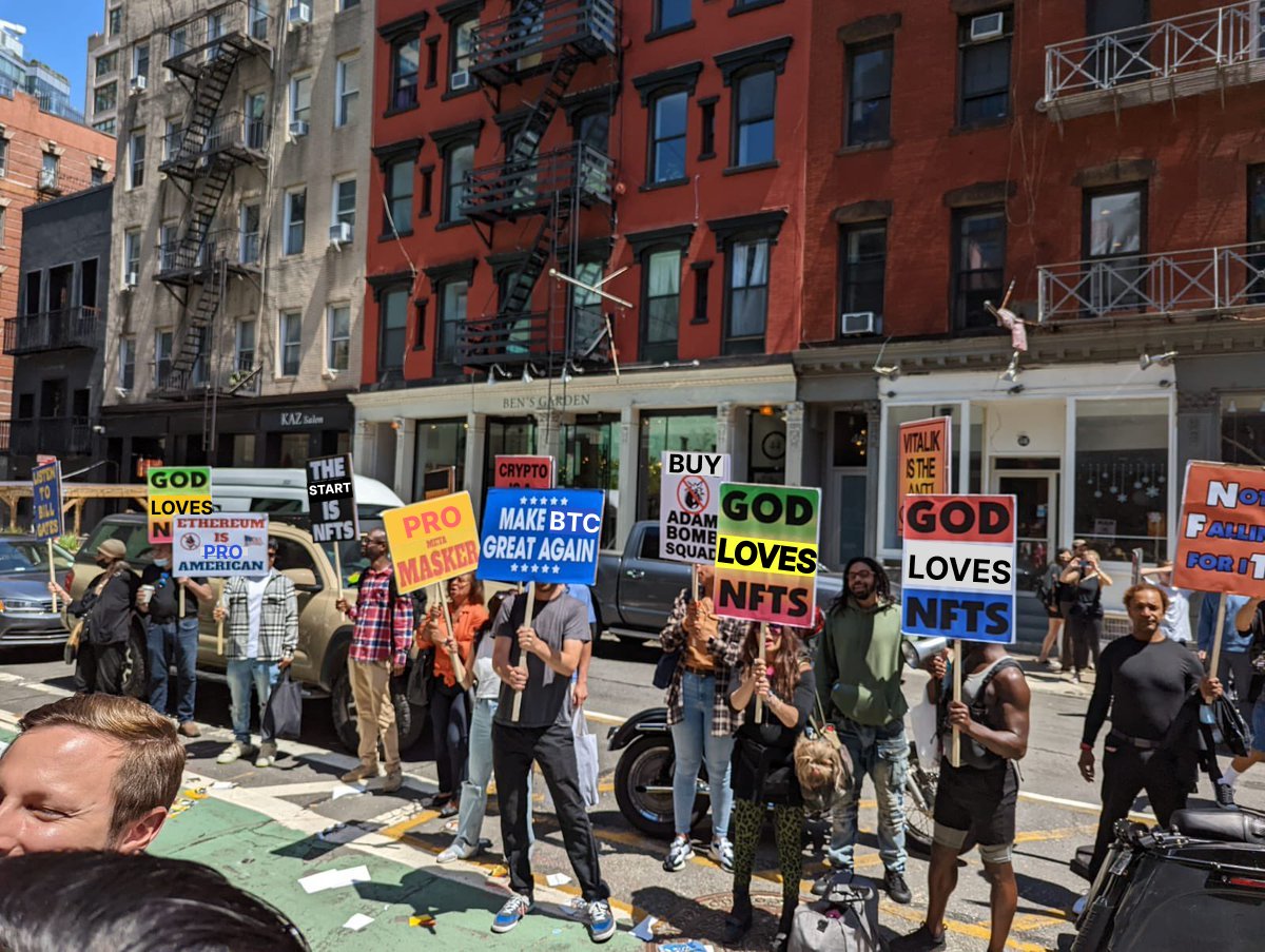 IslesOfMotu's tweet photo. We saw some signs at NFT NYC that had a few typos. We fixed em! #NFTNYC #NFTNYC2022 #NFTCommunity #NFTNYC22 https://t.co/1We1gwyYDI