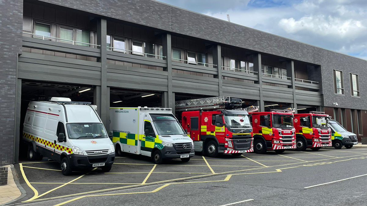 Huge milestone reached today as the <a href="/Scotambservice/">Scottish Ambulance</a> now operate Ambulance's from <a href="/fire_scot/">Scottish Fire and Rescue Service</a> refurbished McDonald Road Fire &amp; Ambulance Station.