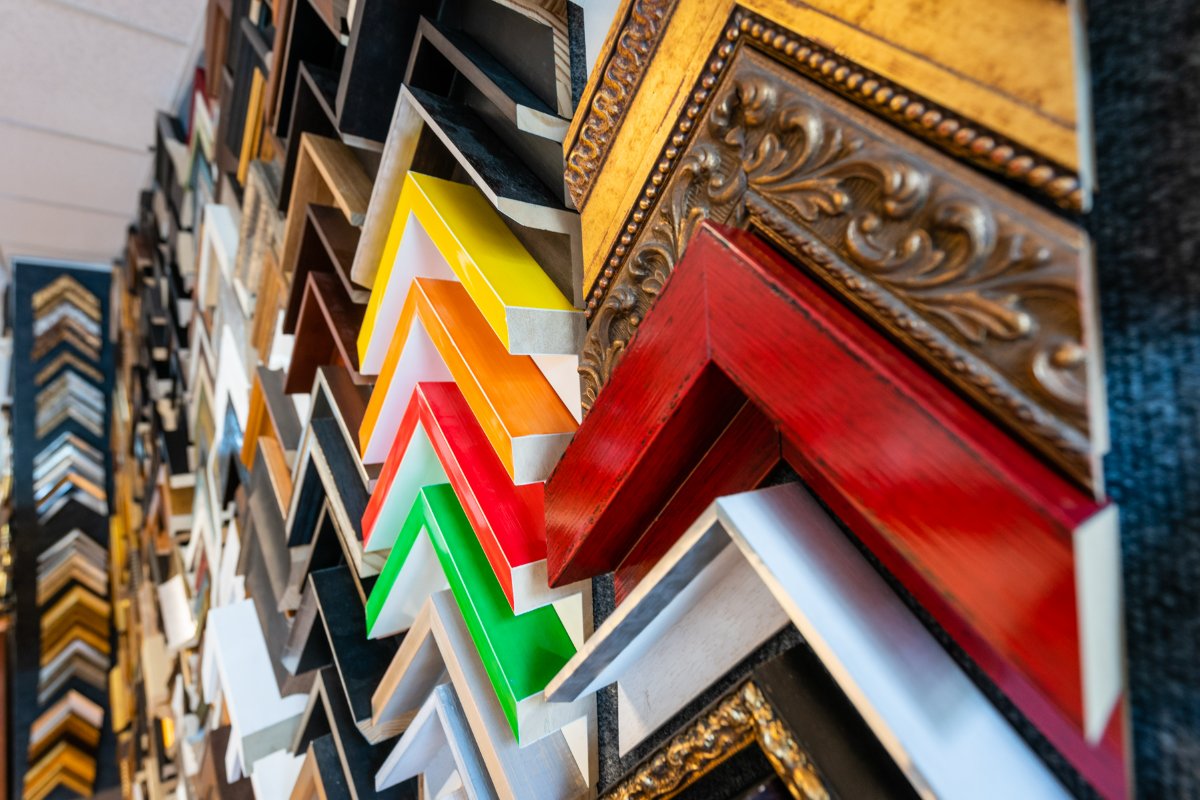 SAFastframe's tweet photo. Our team of professionals have years of experience under their belts. There is no job too big for us! #FastFrame #FastFrameSanAntonio #CustomFraming #Art #Framing https://t.co/jTqZYWNzp8