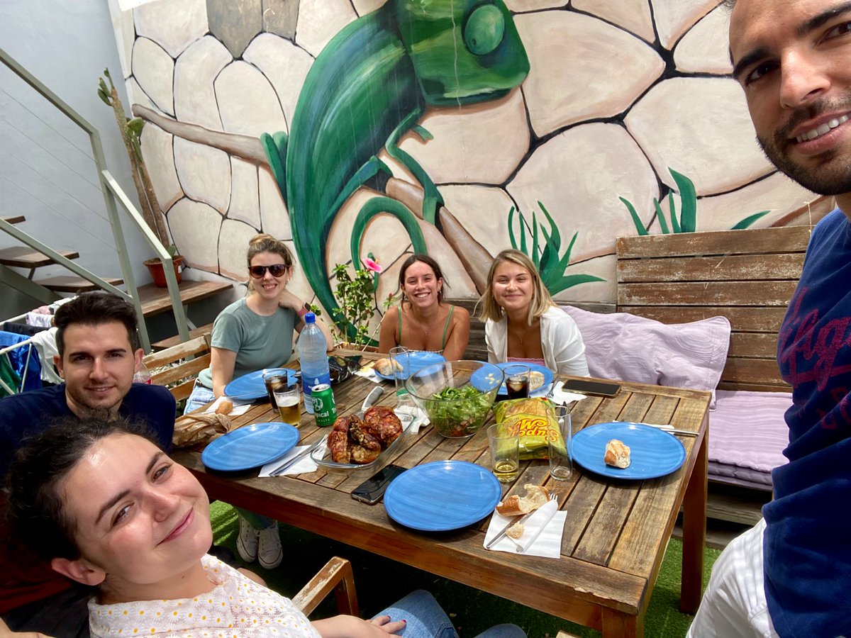 FrankneSS23's tweet photo. Así se puede estar! @MargaBlazquez @Jesus_Enf @Jezi93 @SMansilla_05    #Chill #Primita #GranCanaria https://t.co/KimHpmDtWf