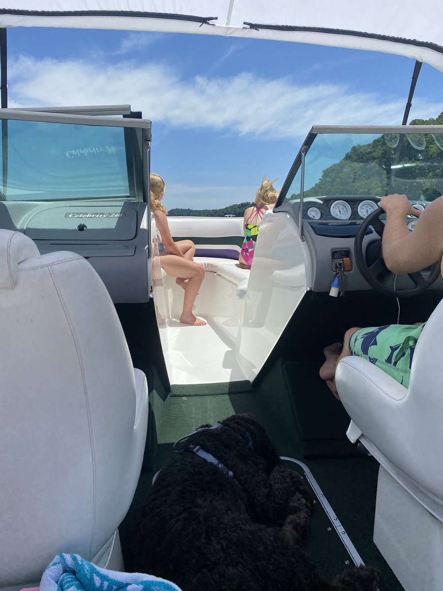 johna_bacon's tweet photo. This is a great Monday view @Jesse_Baco https://t.co/ysSYF5yI3V