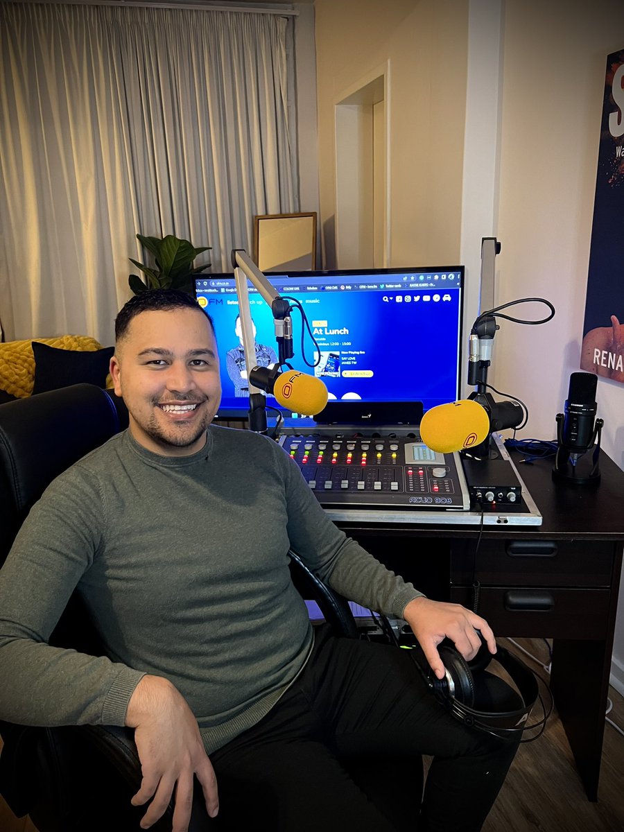 RenaldoSchwarp's tweet photo. Catch me this week, holding the fort on #AtLunch on @OFM9497.
๐ป Weekdays, 12:00-15:00. Stream the show ๐๐ฝ https://t.co/fiRfH3cd6k https://t.co/VFO9JmW99S