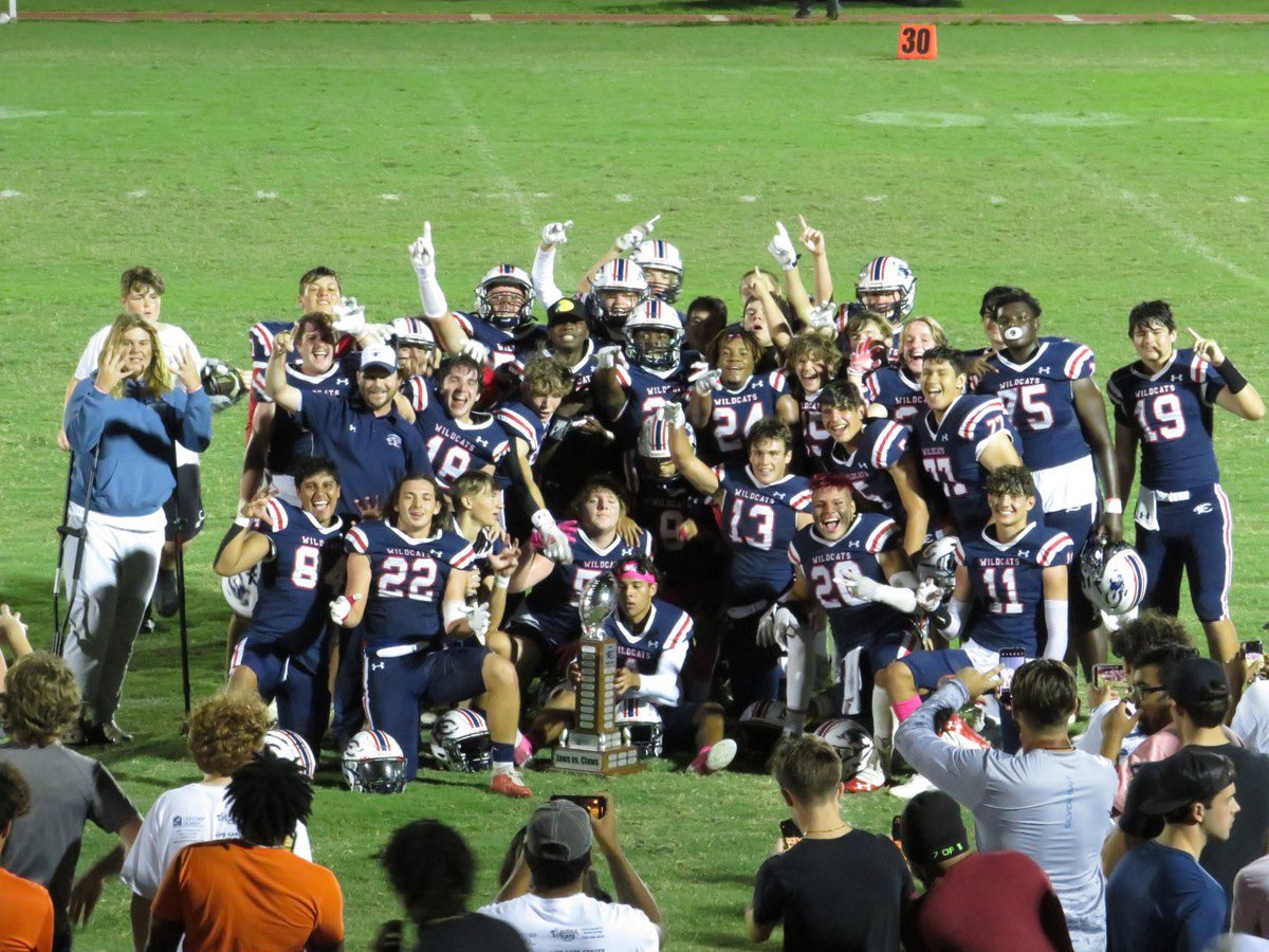 Estero High School FB tweet media