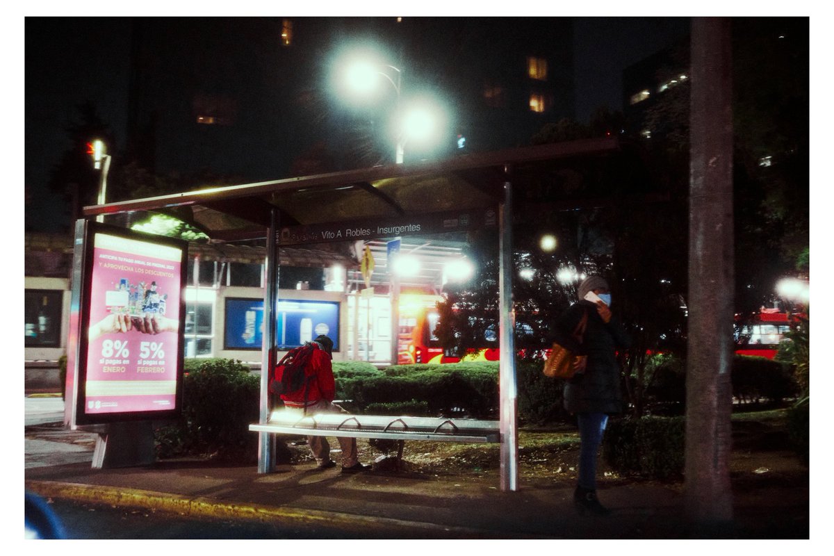 amateobandido's tweet photo. Does it look like Cinestill 800T? Except for the first one, of course.
#streetphotography #photography #35mm #filmtexture #x100f https://t.co/fXQVcLrC3s