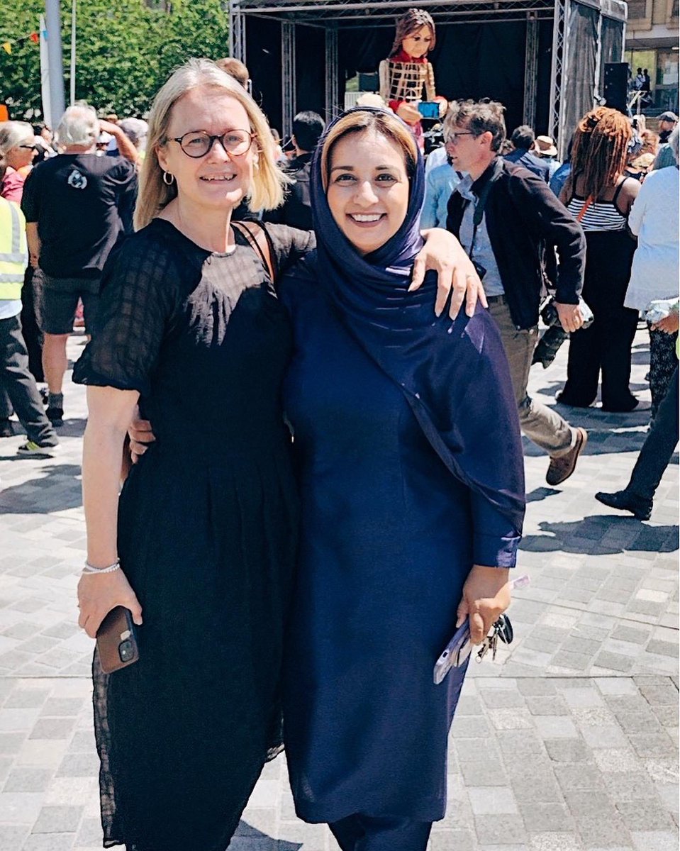 Wonderful to be able to welcome Little Amal to #Bradford today, on her journey from Syria across Europe, as part of #RefugeeWeek2022. Amazing atmosphere in <a href="/CityParkBD/">City Park, Bradford</a> as Bradford showed just why it is a City of Welcome and a #CityofSanctuary <a href="/walkwithamal/">Little Amal (The Walk)</a> <a href="/CityofSanctuary/">City of Sanctuary UK 🧡</a>