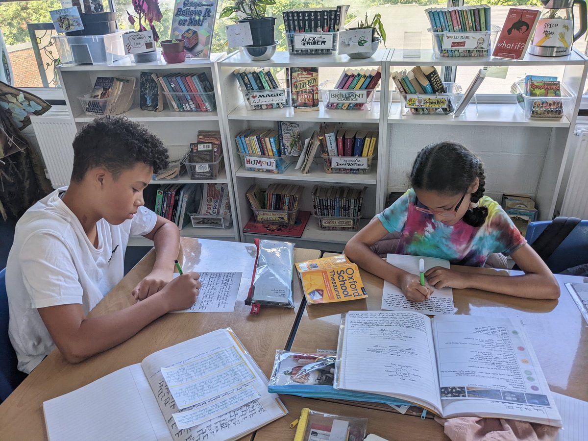 6S Ms Scotchbrook tweet media