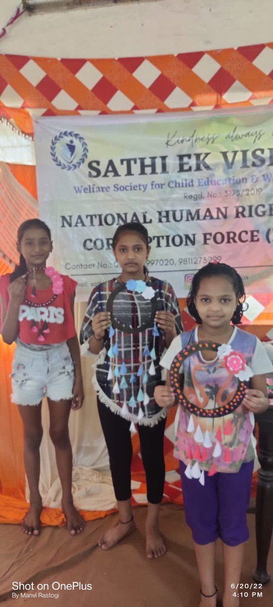 ek_vishwas's tweet photo. Being successful in a particular field, especially sales, does not happen overnight. It requires hard work, dedication and commitment.
Our students are doing work so well.
#WorkDedication #artclassesforkids #talented #sketchingart #NGO #sathiekvishwas https://t.co/4DgHMkUy4D