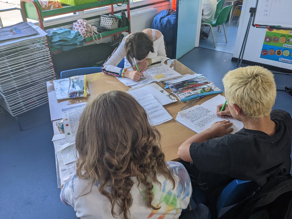 6S Ms Scotchbrook tweet media