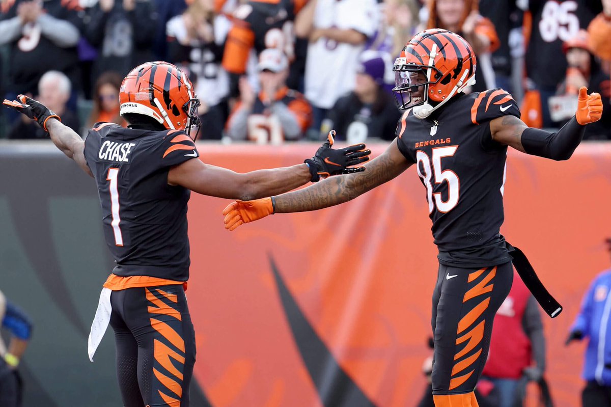 eamonntigers's tweet photo. Imagine AJ Green &amp; Ochocinco played together at the same time… oh wait it’s happening right now: https://t.co/nAvgrNLEiO