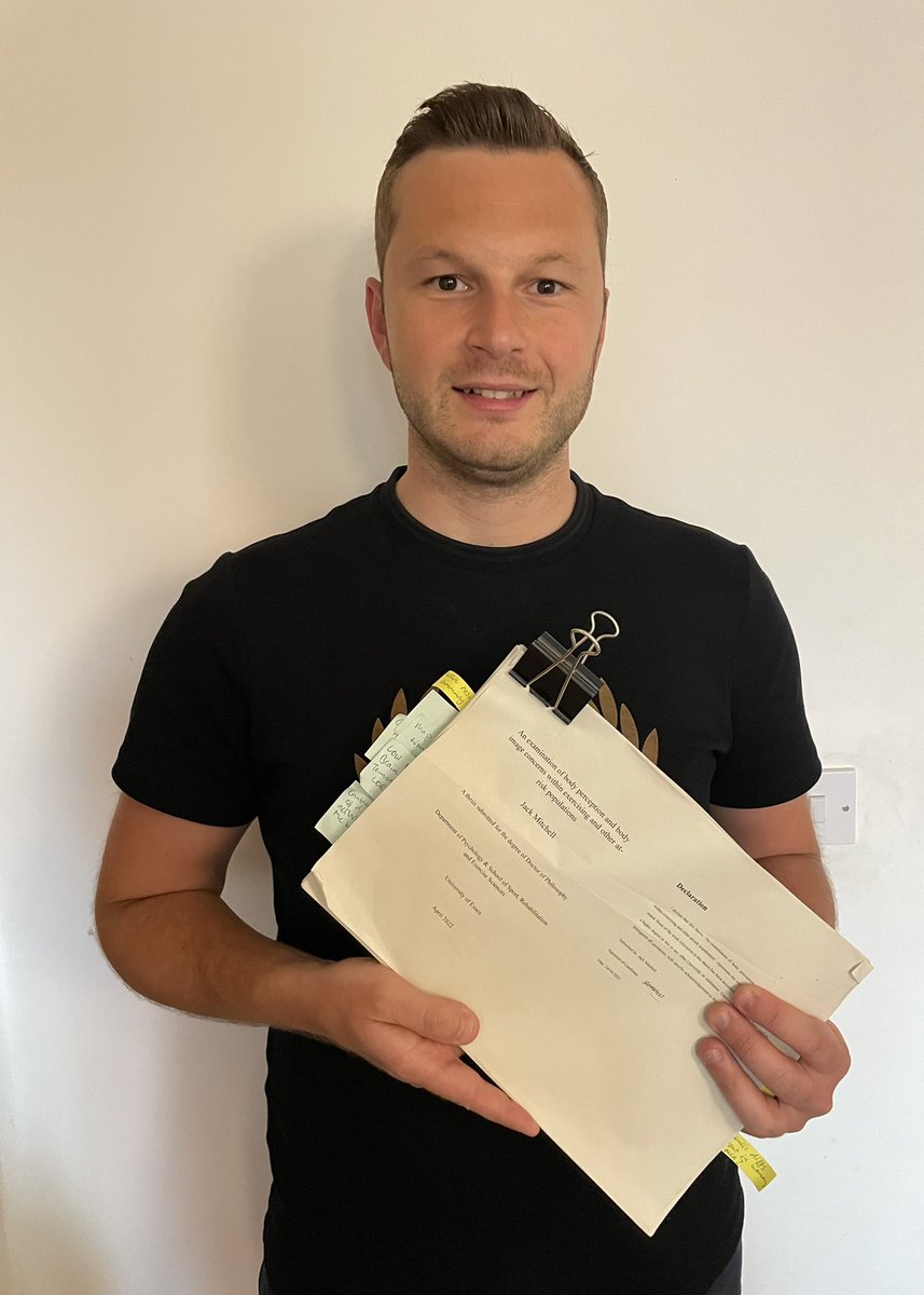 Passed my PhD viva today! Massive  thank you to my examiners @filippetti_ml <a href="/paulmjenkinson/">Paul Jenkinson</a>, and thanks to my supervisor <a href="/h_gillmeister/">Helge Gillmeister</a> for all your guidance over the years! <a href="/EssexPsychology/">EssexPsychology</a>