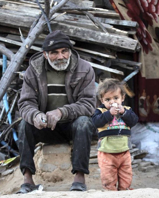 👉🏽 En el Día Mundial del Refugiado hacemos mención a los cientos de miles de palestinos y palestinas que escaparon o fueron expulsados de sus casas luego de la creación del Estado de Israel en 1948.