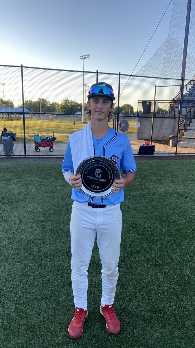 USAStadium's tweet photo. #WWBAMSChamp 17u
🥇SBG Sox Prime                                             🥈 Mafia Baseball Academy
🏆MVP Doby Bartling
🏆 MVPitcher Patrick Spencer https://t.co/M6XTXCtog1