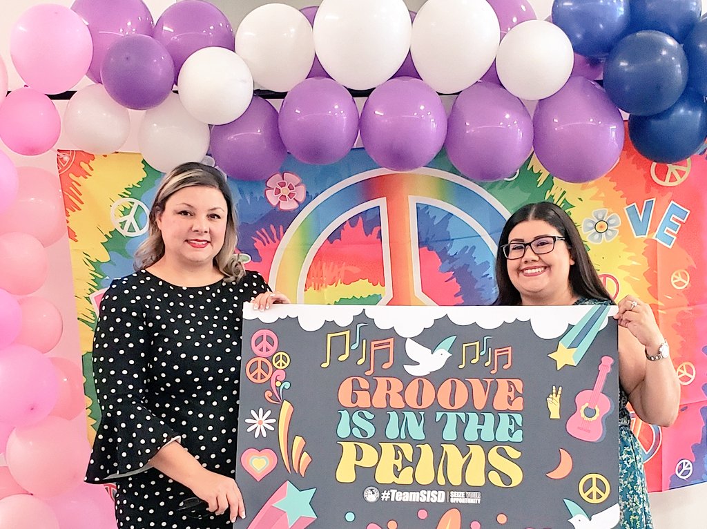 De_White_LaNube's tweet photo. Peace, Love, &amp; Summer PEIMS🌈💜#TeamSISD @Escar_Angela https://t.co/Ul7BUdsqTi